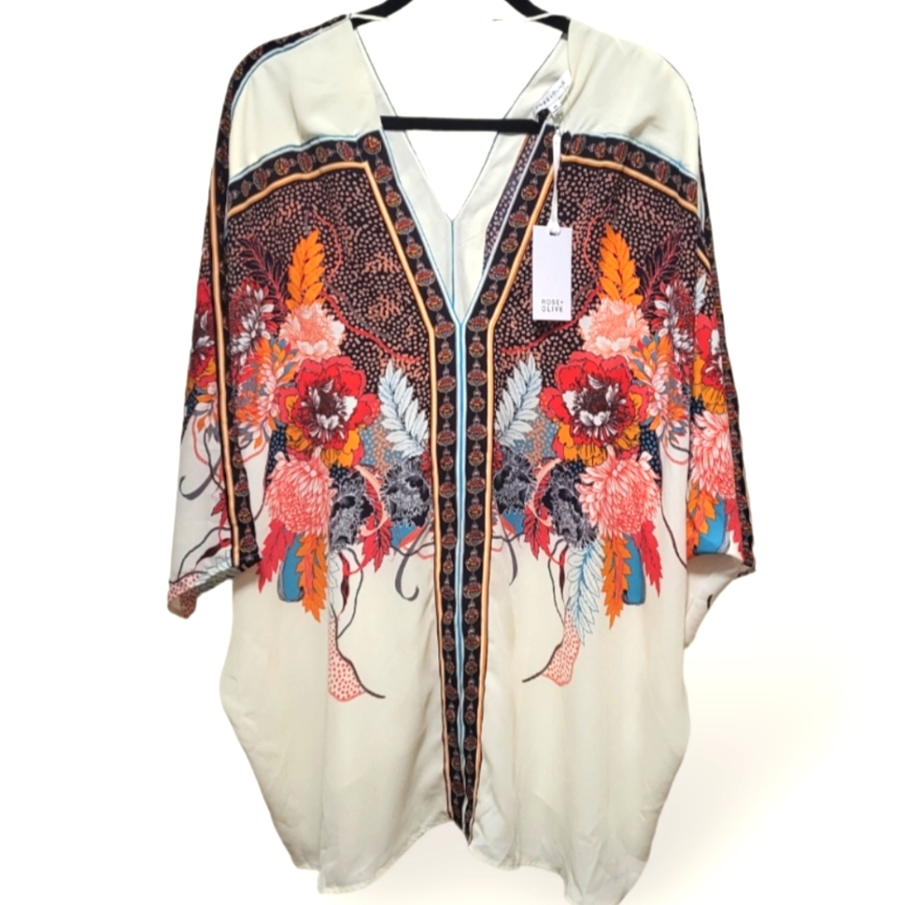 Rose + Olive Women's Plus 3X Floral Paisley Kimono Style blouse
